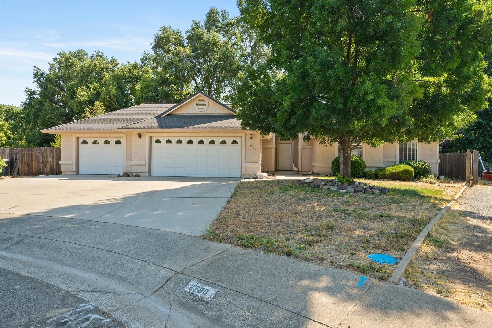 2790 Citrine Avenue  Redding CA 96001 photo