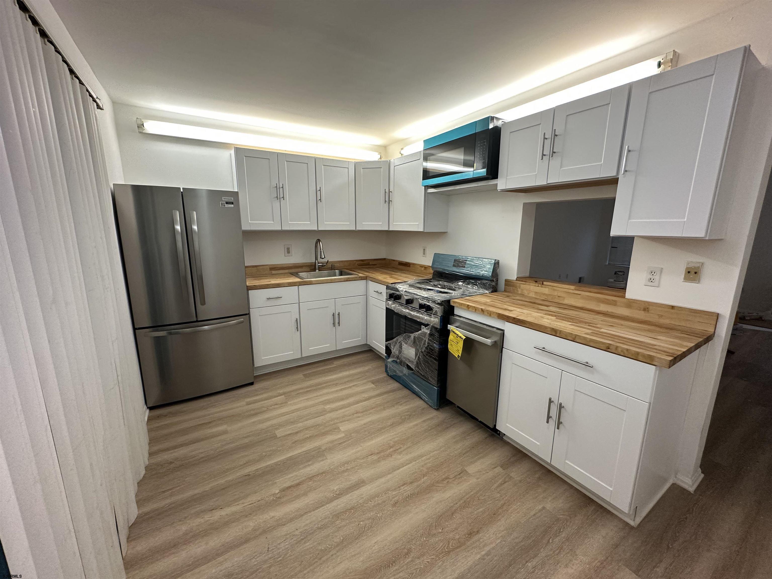 Property Photo: 265 Mattix Run 265 NJ 08205