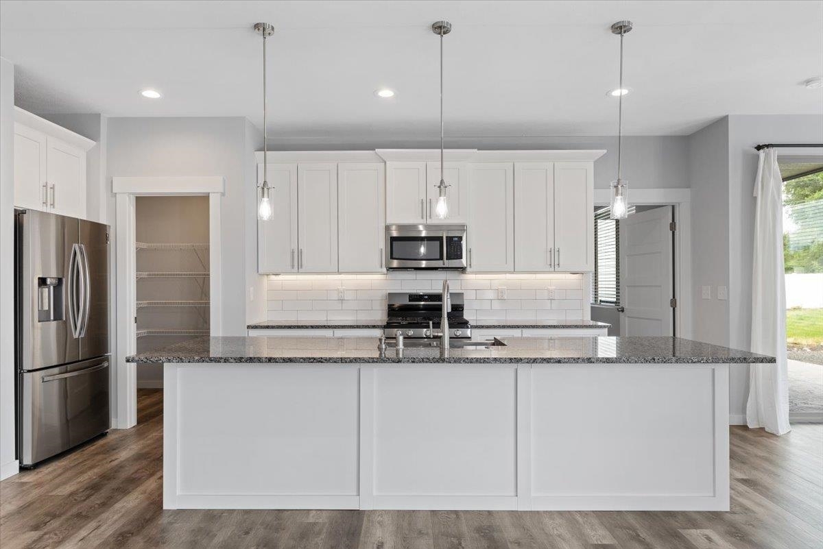 Property Photo: 4919 E Grace Ave WA 99217