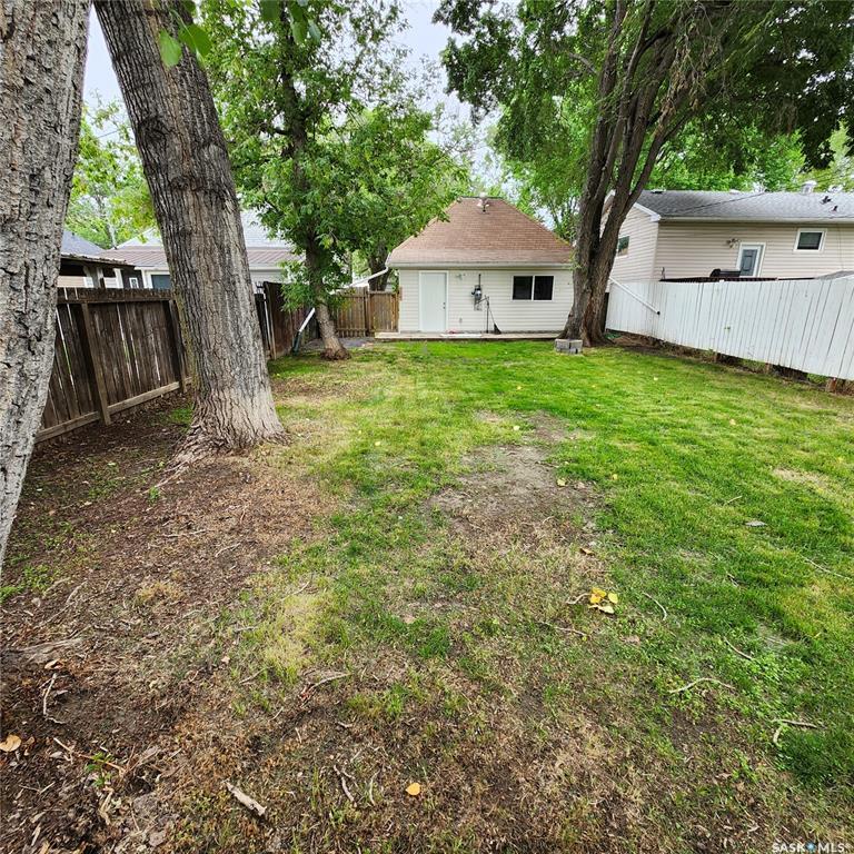Property Photo:  1306 Coy Avenue  SK S7M 0H4 