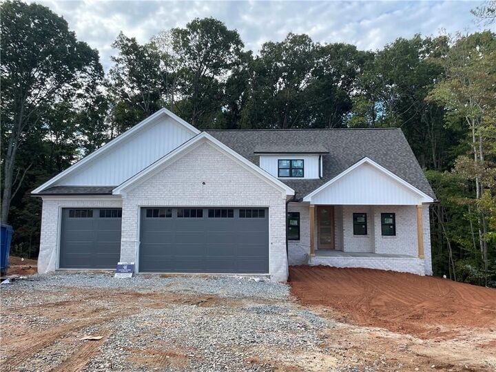 447 Wentworth Drive  Winston-Salem NC 27107 photo
