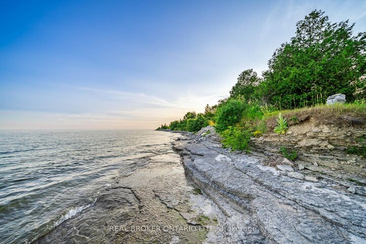 Property Photo:  37 Bellavista Drive  ON K0K 3L0 