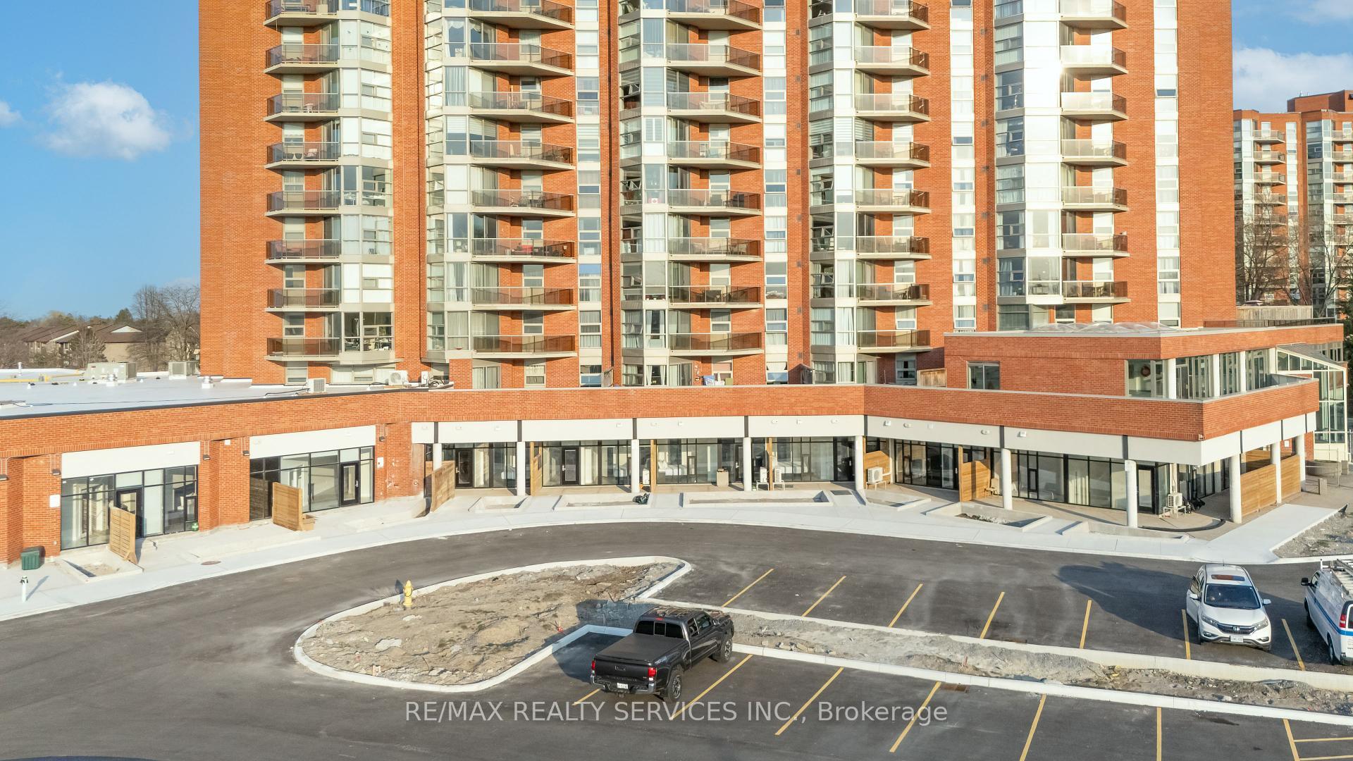 Photo de la propriété: 30 Dean Park Road #10 ON M1B 3H1