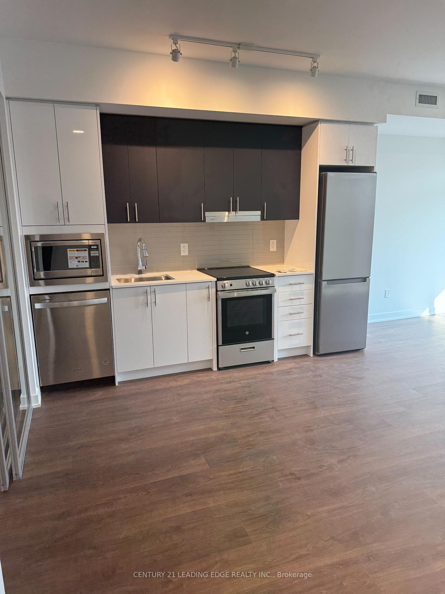 5081 Hurontario Street W 506  Mississauga ON L4Z 3X7 photo