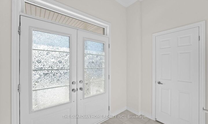 Property Photo: 315 Fleetwood Drive ON L1K 3G2