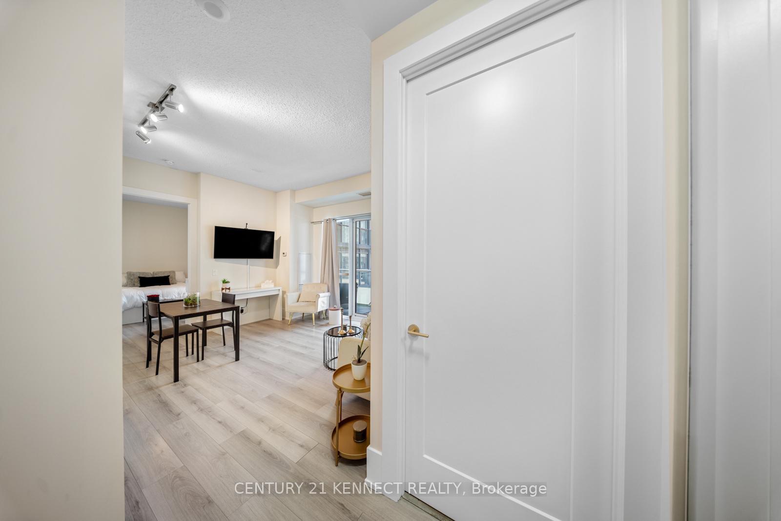 Property Photo: 20 John Street 617 ON M5V 0G5