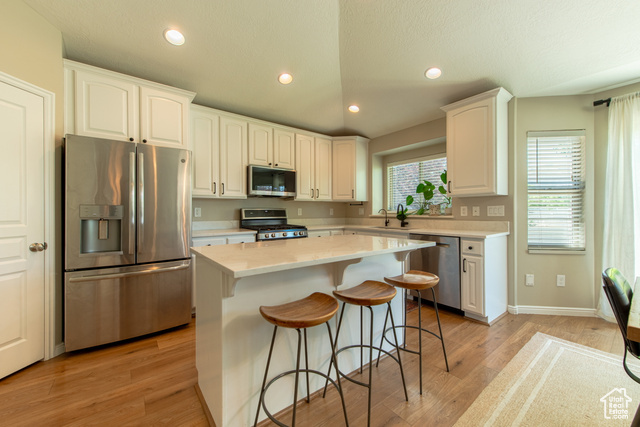 Property Photo: 552 E Sunset Stream Way UT 84020