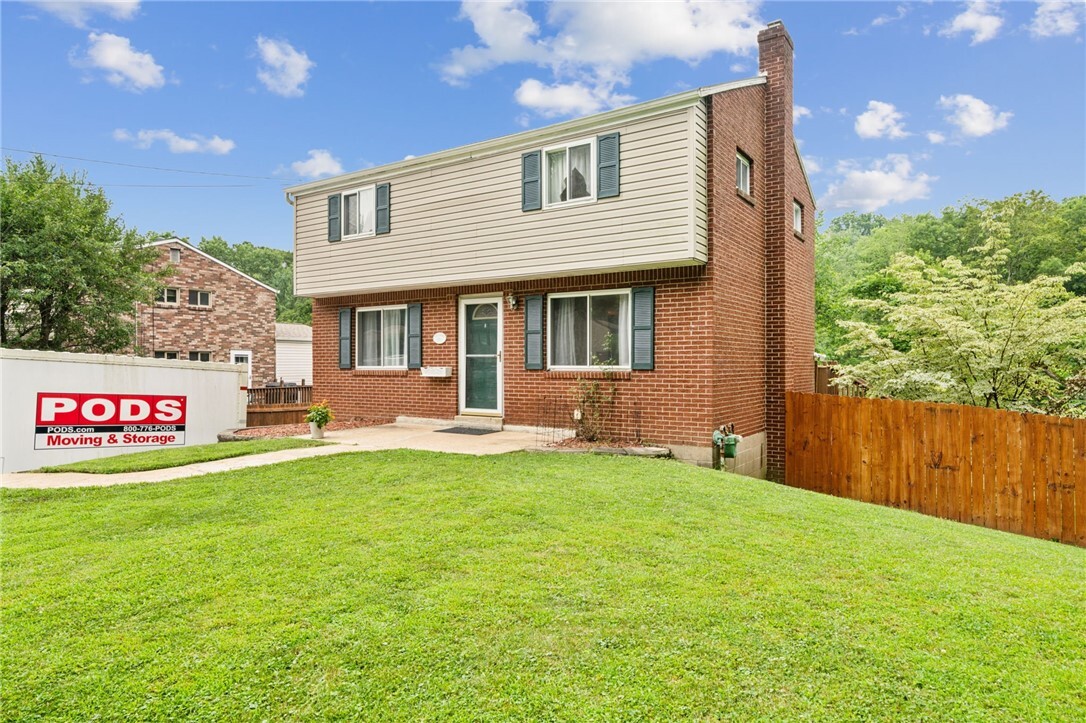 Property Photo: 1541 Sugarloaf PA 15239