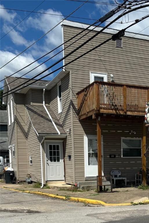 Property Photo: 421 Fair St PA 16201
