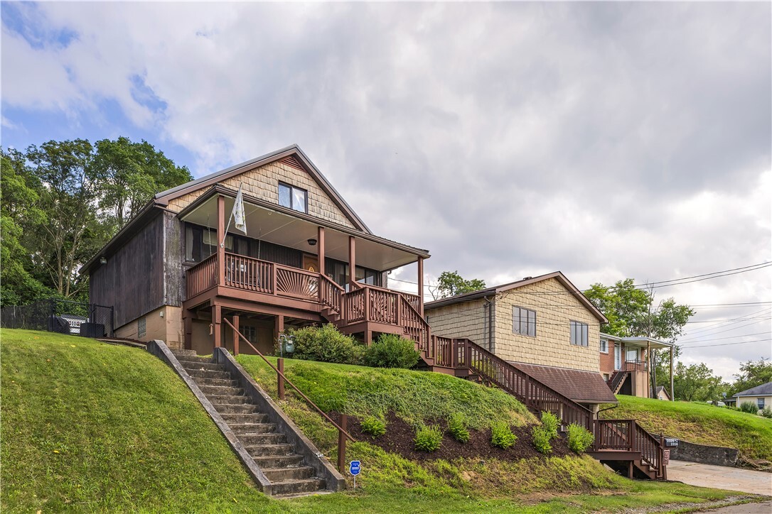 Property Photo: 2320 Hill St PA 15235