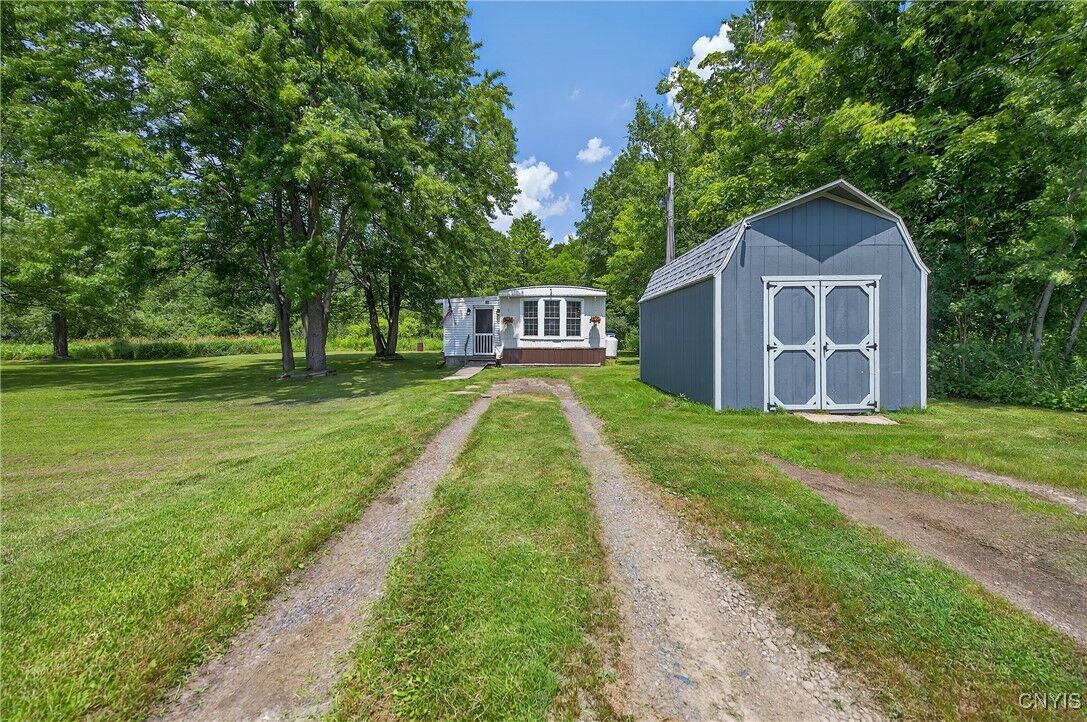 Property Photo: 2762 County Route 45 NY 13069