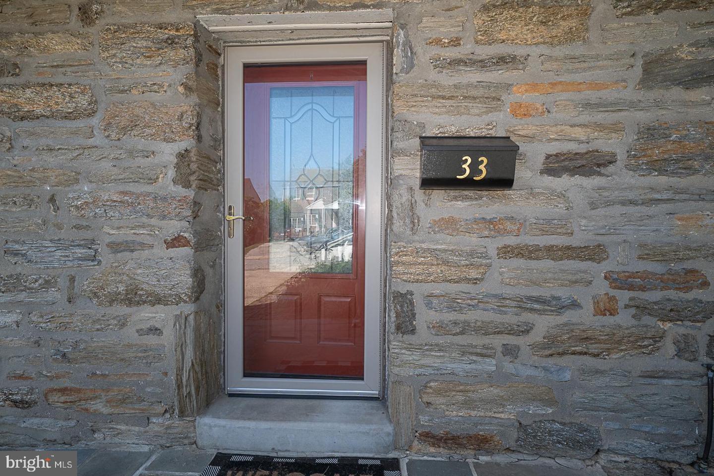 Property Photo: 33 Rittenhouse Road PA 19008