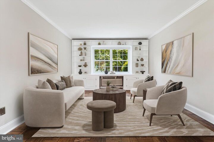 Property Photo:  1634 W Abingdon Drive 102  VA 22314 