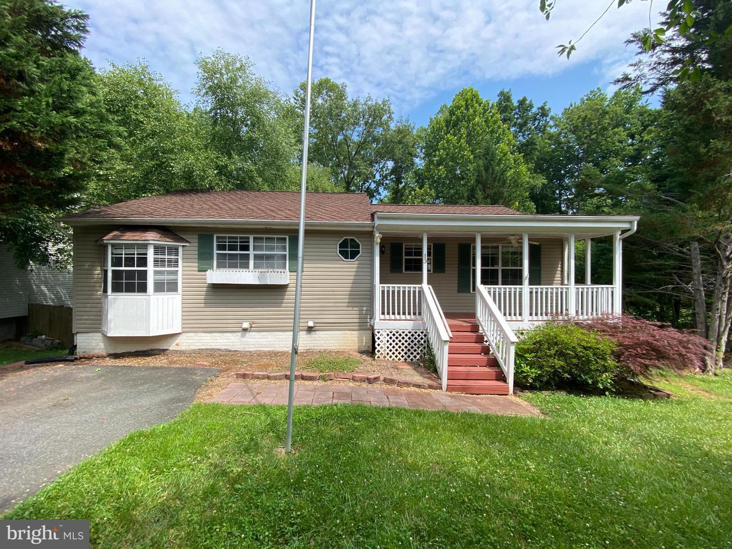 Property Photo: 13 Rocky Stone Drive VA 22556