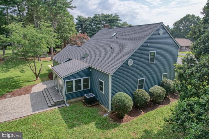 Property Photo:  712 East Lane  DE 19963