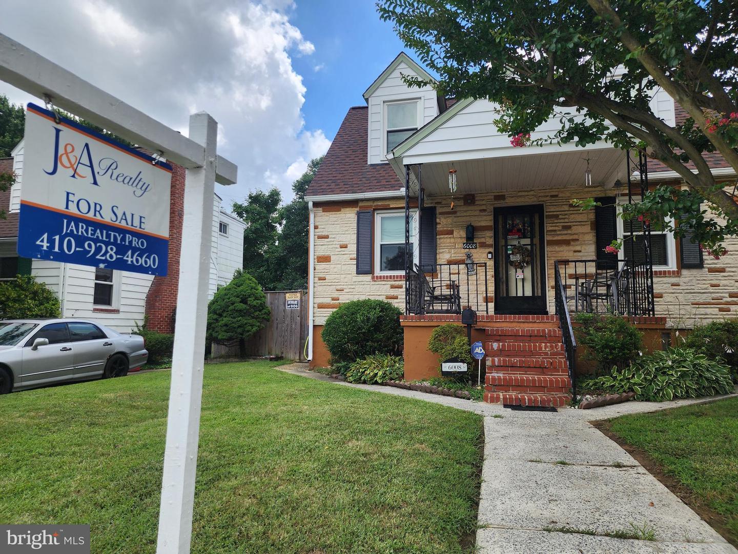 Property Photo: 6008 Eurith Avenue MD 21206