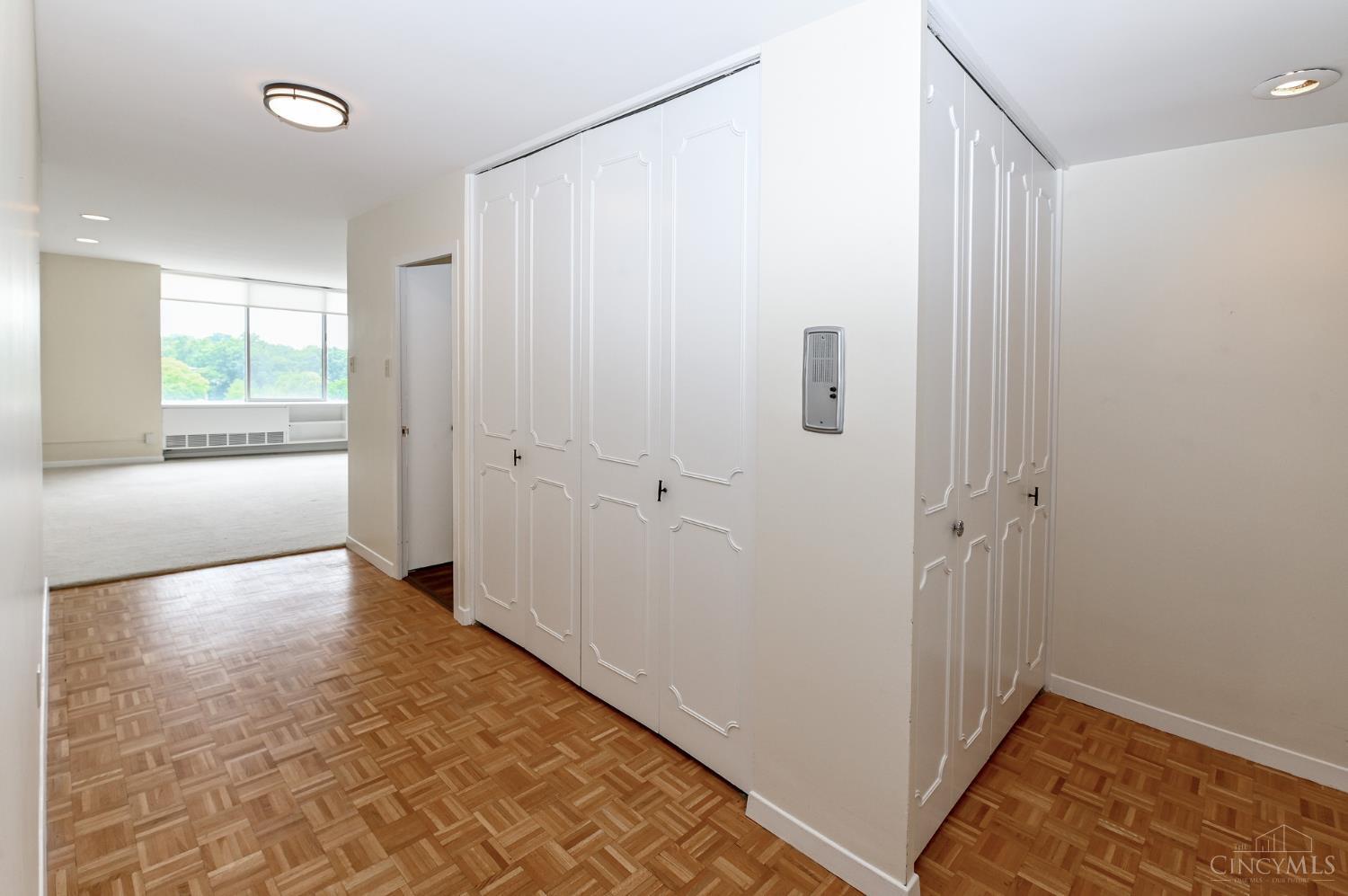 Property Photo: 2324 Madison Road OH 45208
