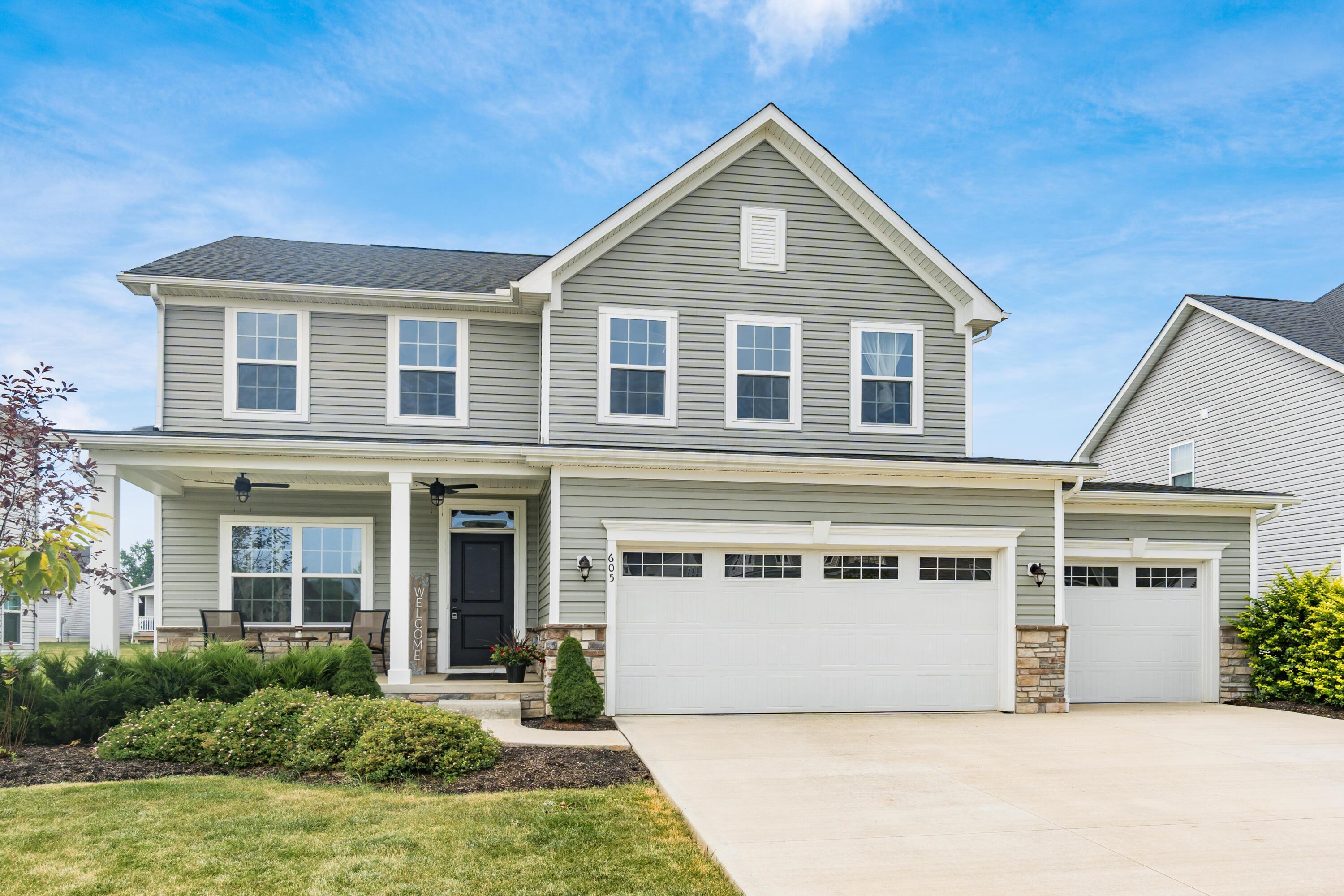Property Photo: 605 Bermuda Way OH 43040