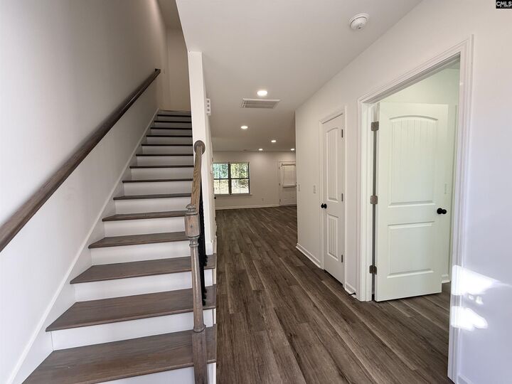 Property Photo: 1007 Pineland SC 29203