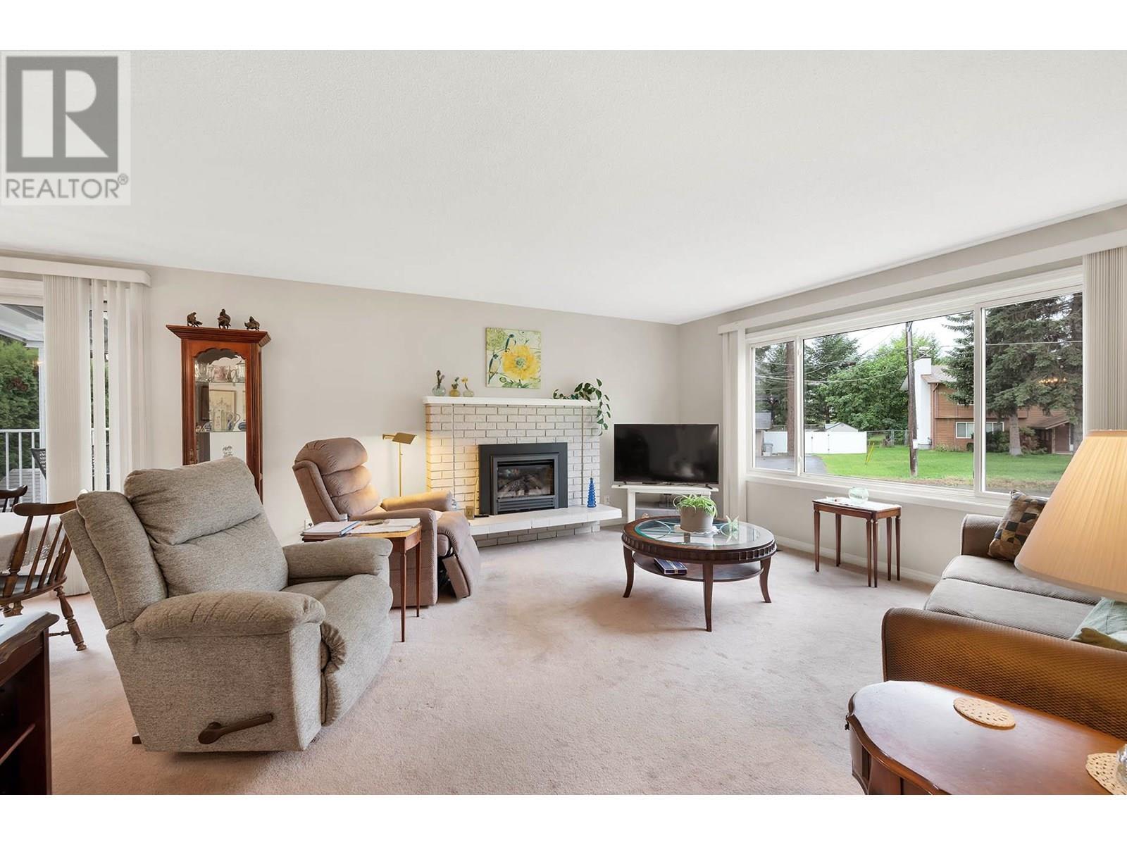 Property Photo: 1751 Hillside Drive BC V2E 1N4