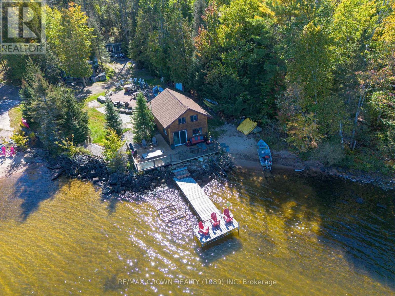 Property Photo: 260 Birchgrove Drive East ON P0H 1H0