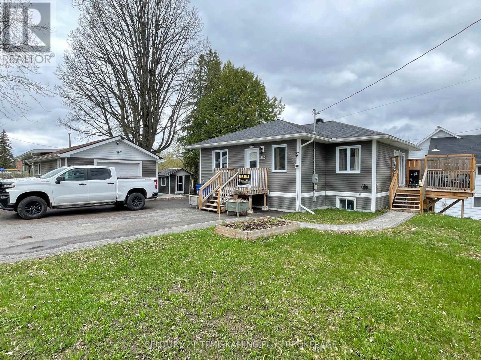 Property Photo: 116 Paget Street North ON P0J 1P0