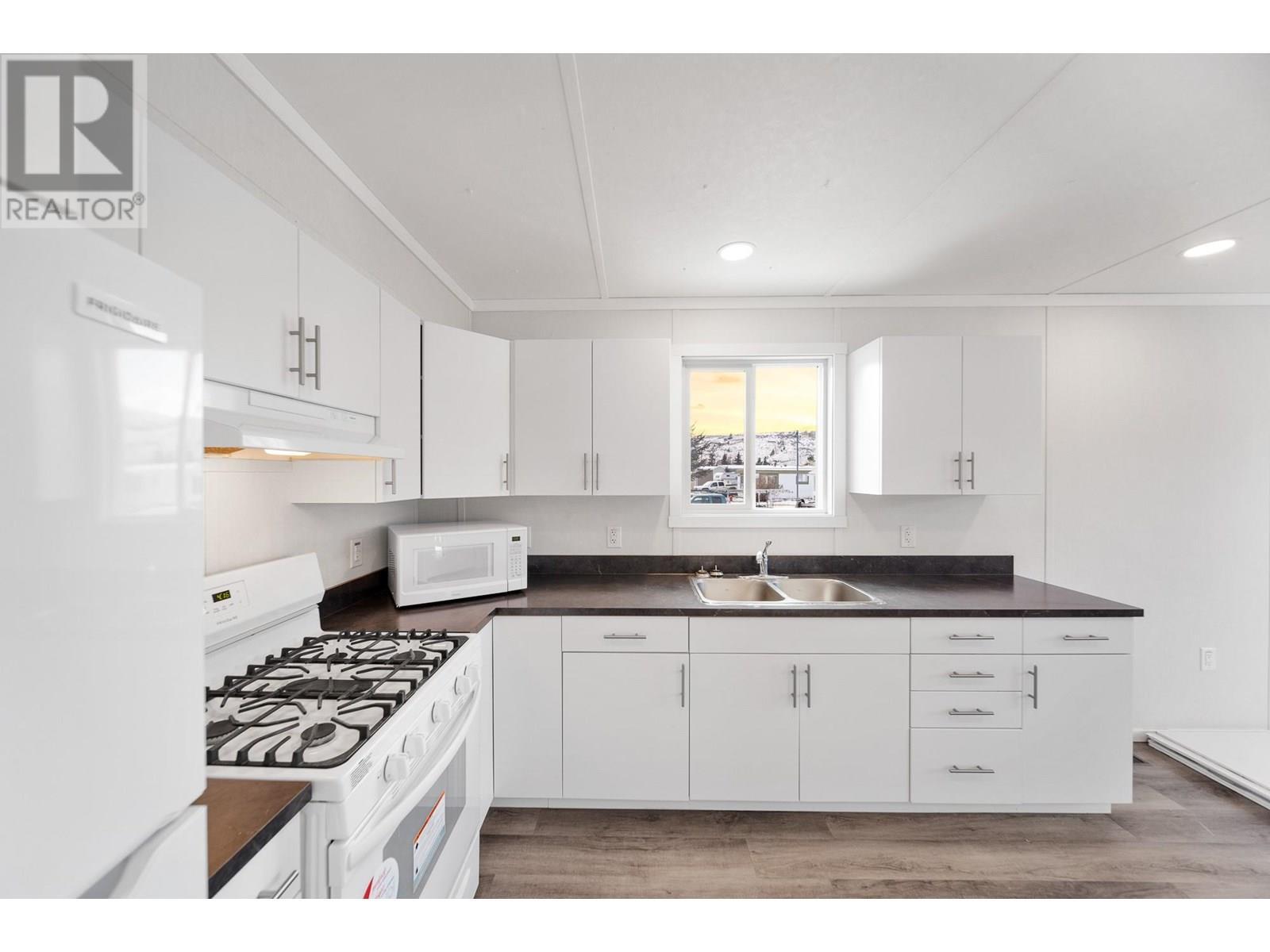 Property Photo: 2776 Clapperton Avenue 62 BC V1K 1G5