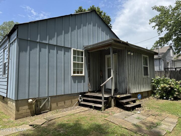 Property Photo:  50 Webber Street  TN 38301 