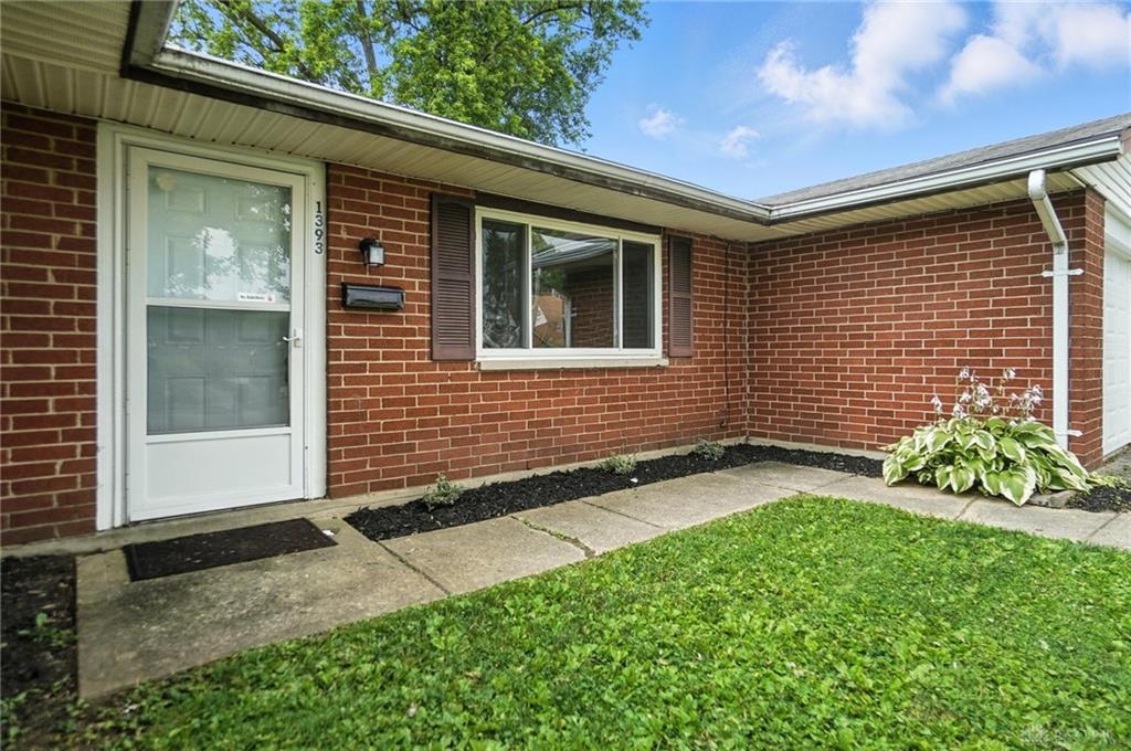 Property Photo:  1393 Seminole Drive  OH 45385 