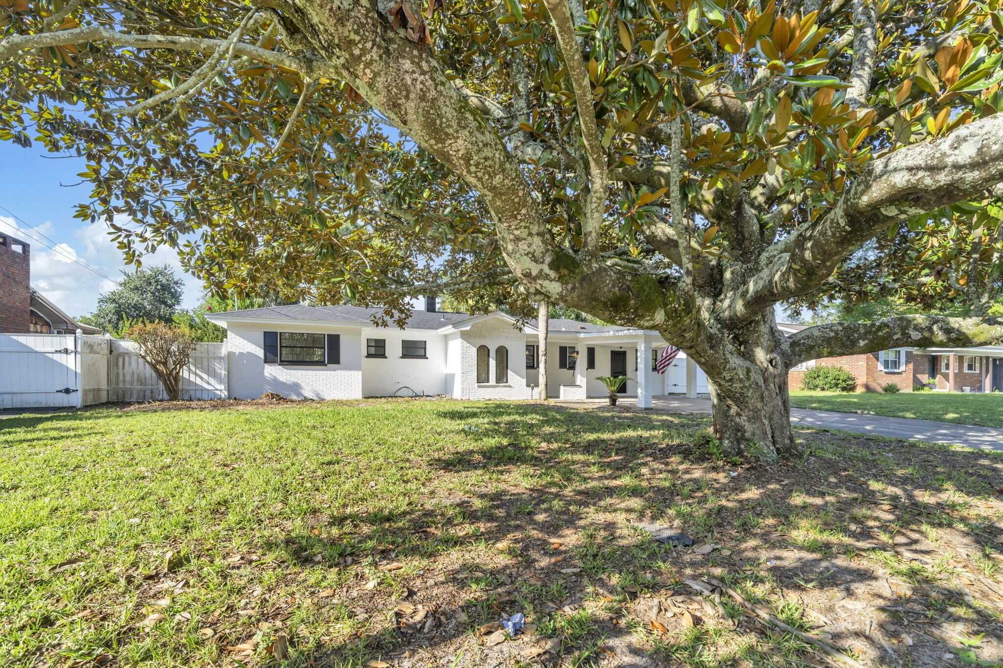 Property Photo: 238 NW Holmes Boulevard FL 32548