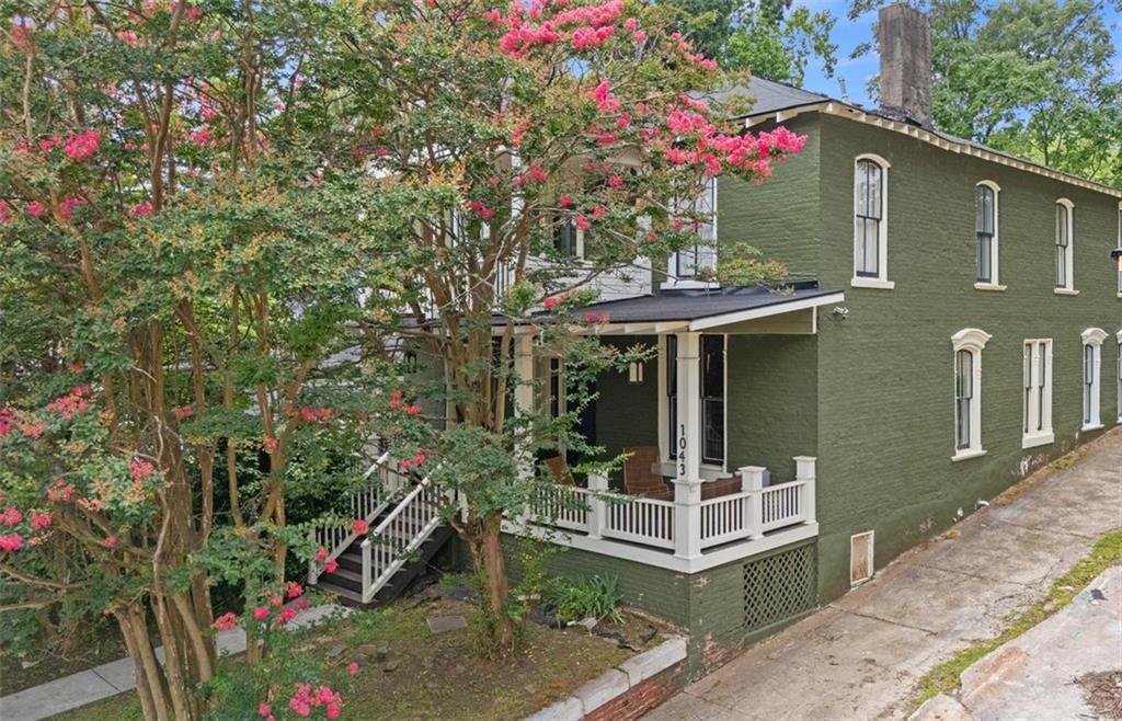 Property Photo: 1043 Metropolitan Parkway SW GA 30310
