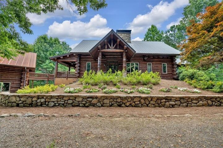 Property Photo:  1355 White Road  GA 30184 