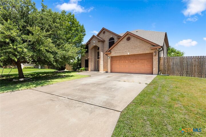Property Photo: 2123 Grizzly Trail TX 76548