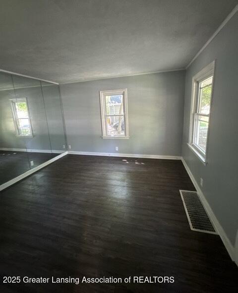 Property Photo: 513 S Hayford Avenue MI 48912