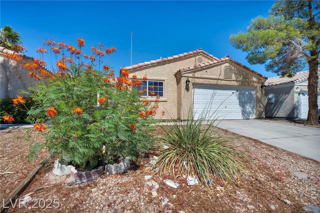 Property Photo:  2165 Saint Paul Way  NV 89104 