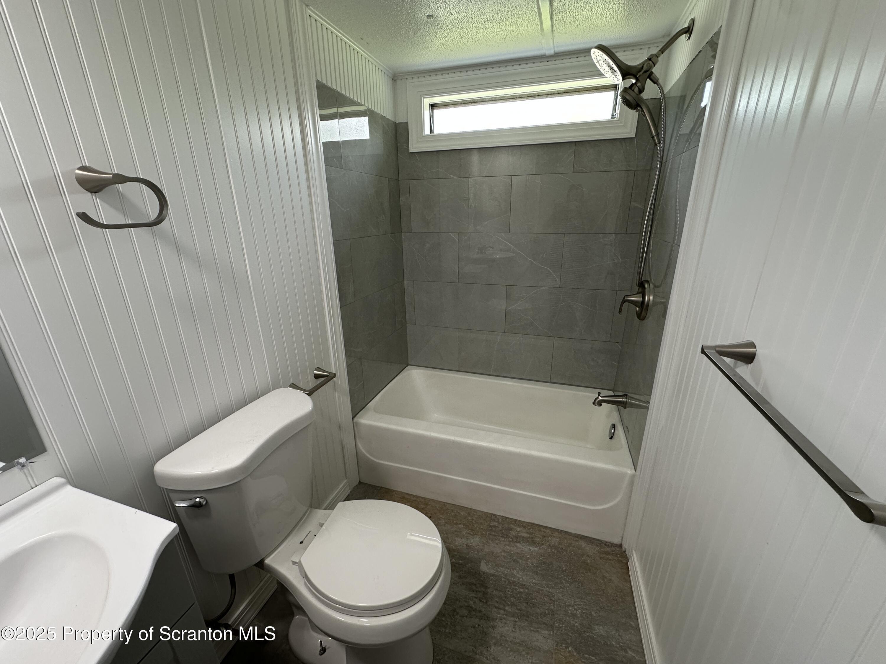 Property Photo: 329 Vine Street PA 18635