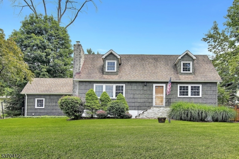 Property Photo: 9 Valley View Trl NJ 07871
