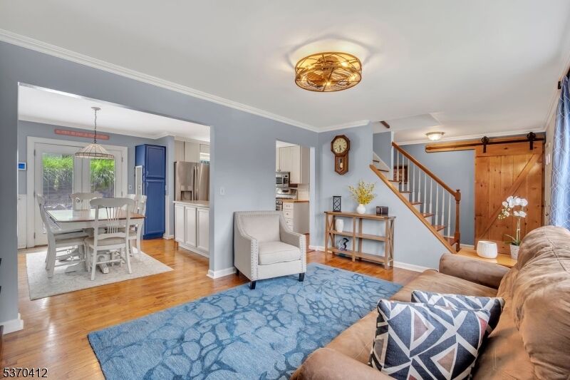 Property Photo:  9 Valley View Trl  NJ 07871 