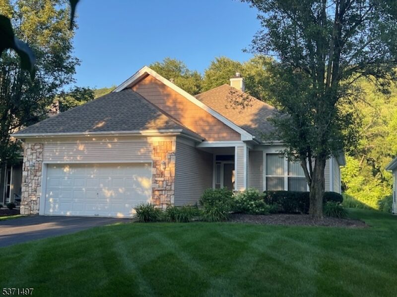 Property Photo:  51 Tannery Hill Dr  NJ 07419 
