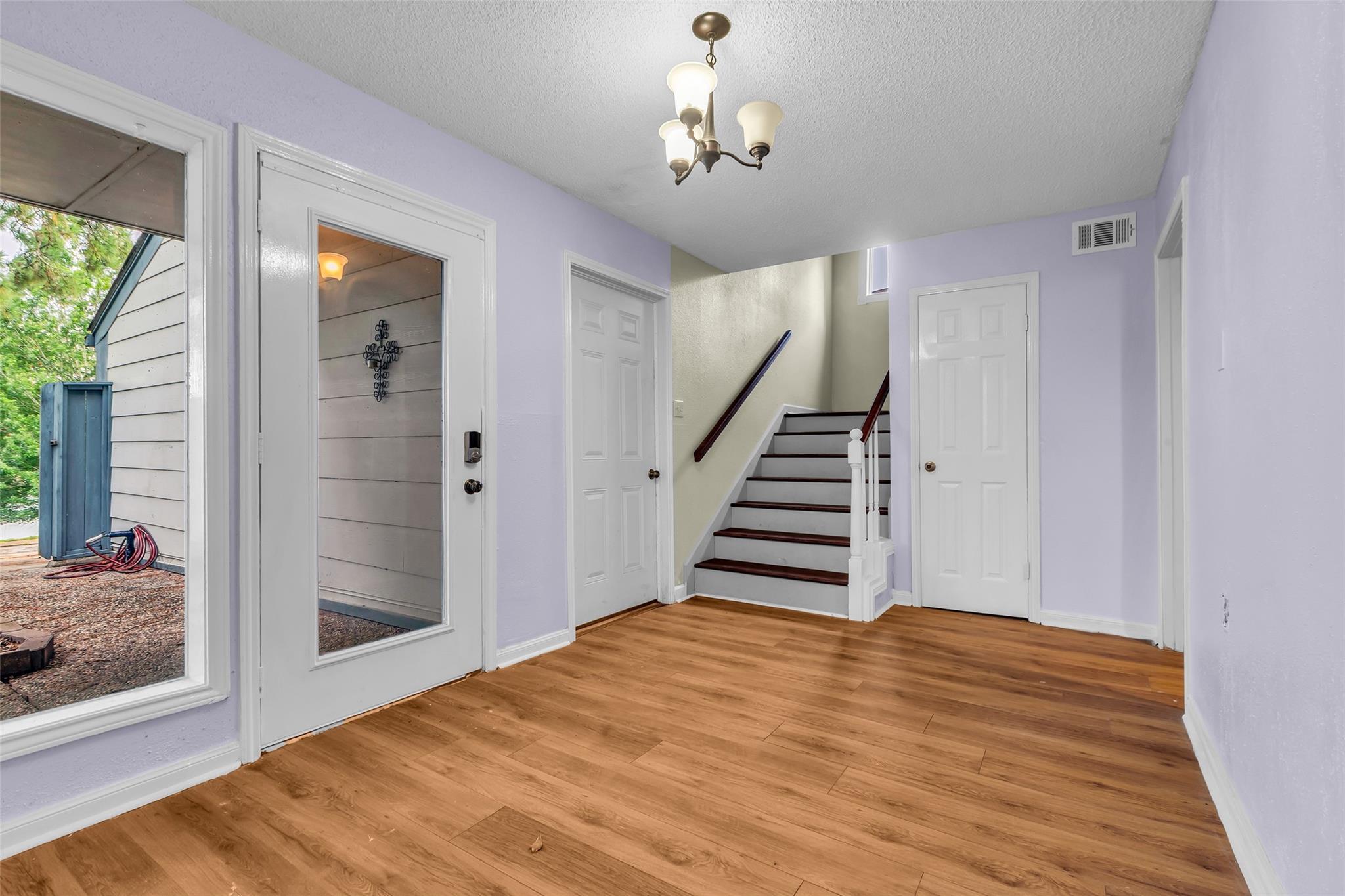 Property Photo:  9 Lakeview Manor  TX 77340 