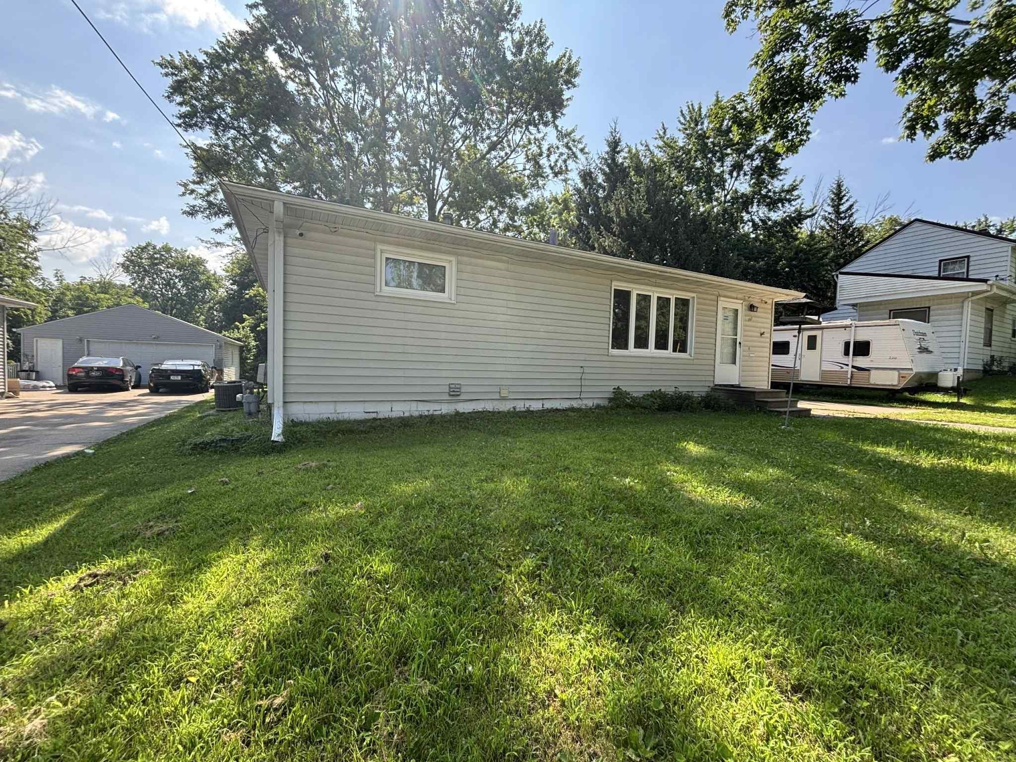 Property Photo:  107 Chicago Street  IA 50701 