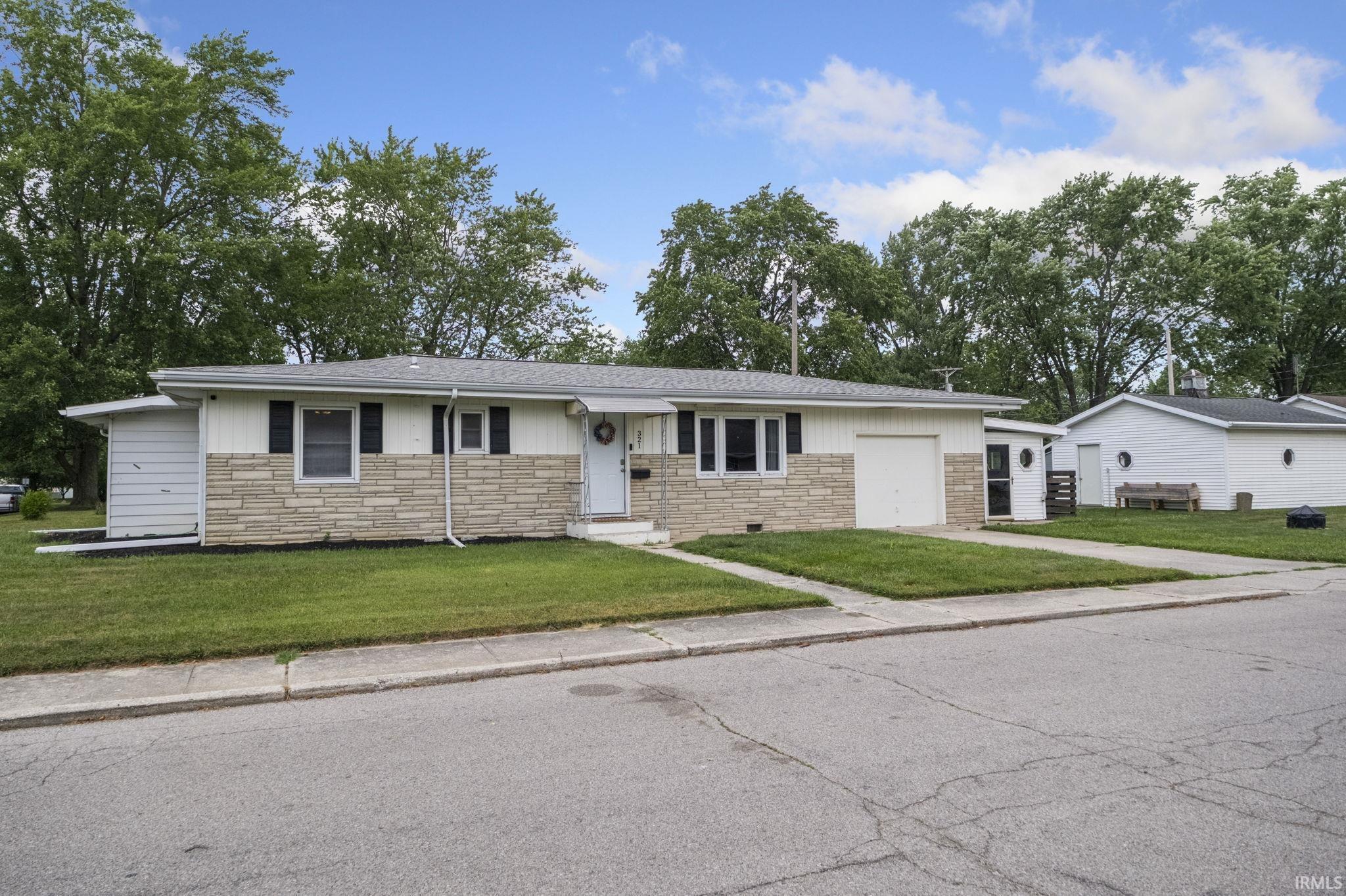 321 W Horton Street  Bluffton IN 46714 photo