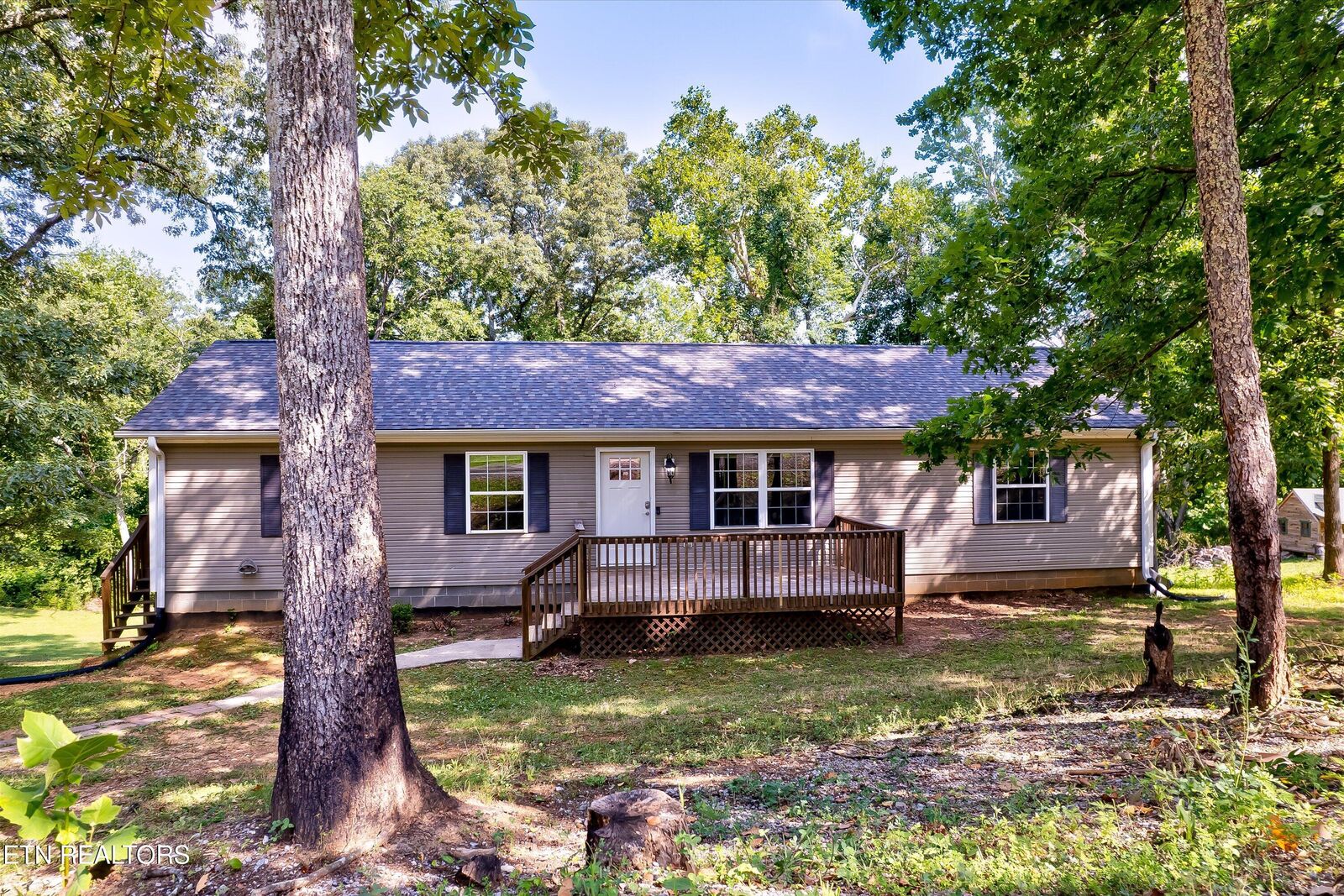 Property Photo: 101 Shady Lane TN 37854