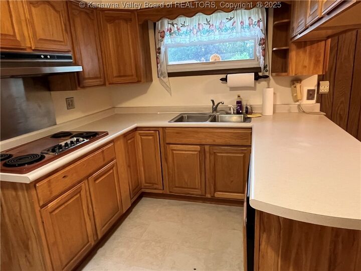 Property Photo: 709 McIntosh Avenue WV 26164