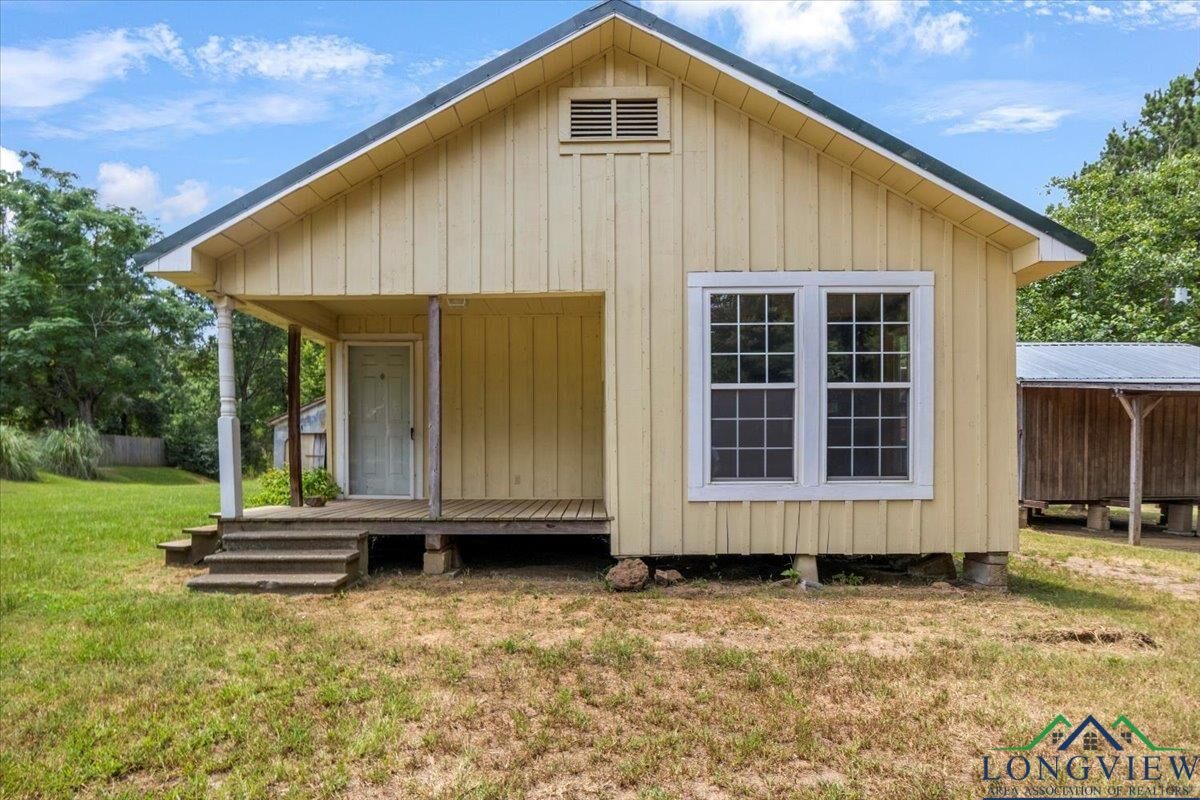 Property Photo:  1150 Fm 139  TX 75954-3914 