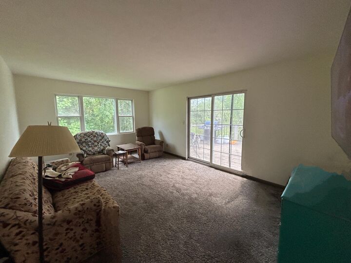 Property Photo: 816 Clay St WI 53098