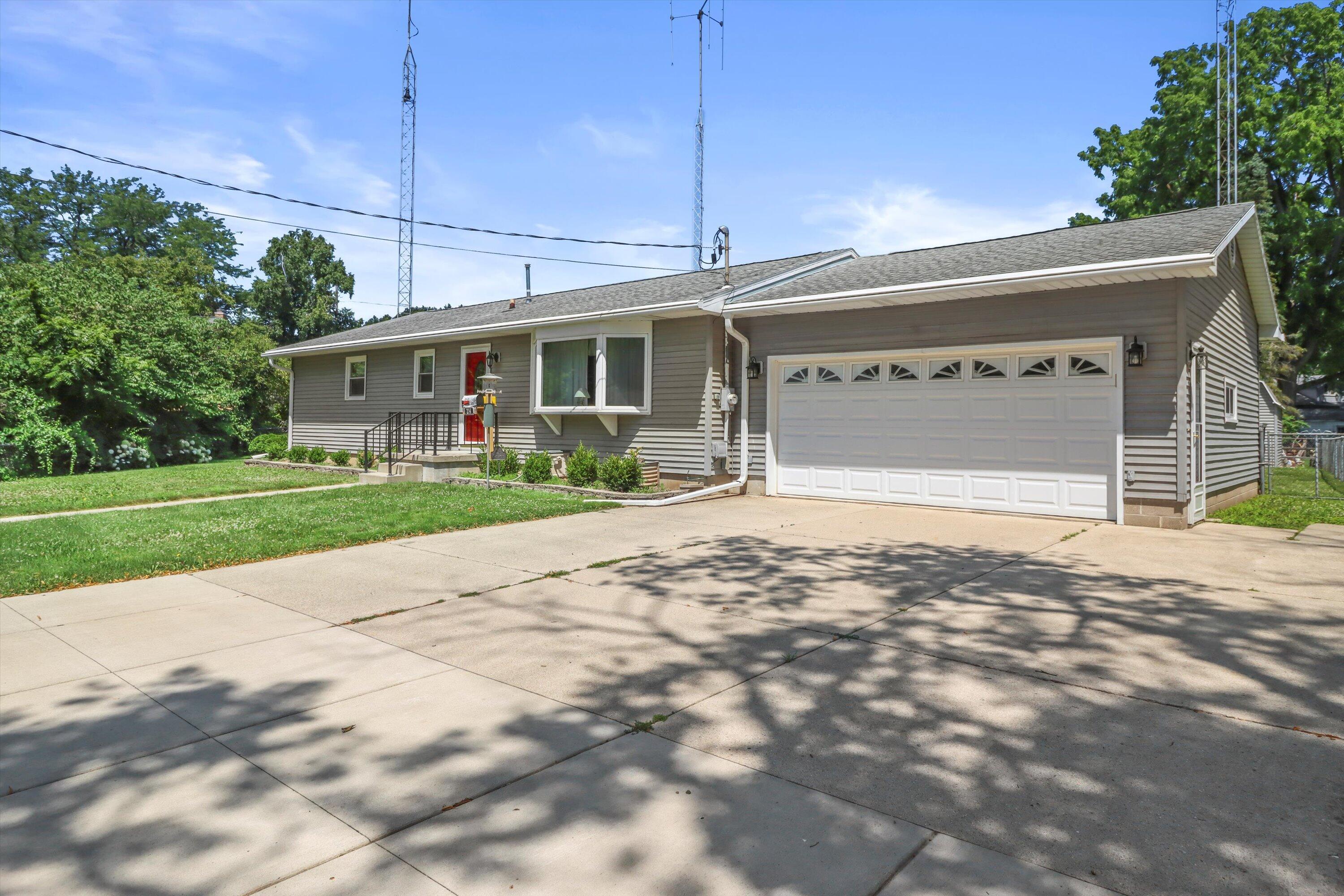 Property Photo: 214 Hart St WI 53094