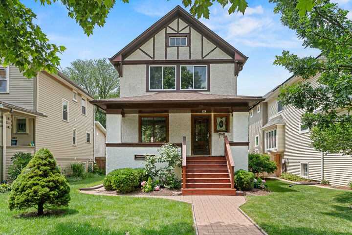 Property Photo:  719 Lyman Avenue  IL 60304 