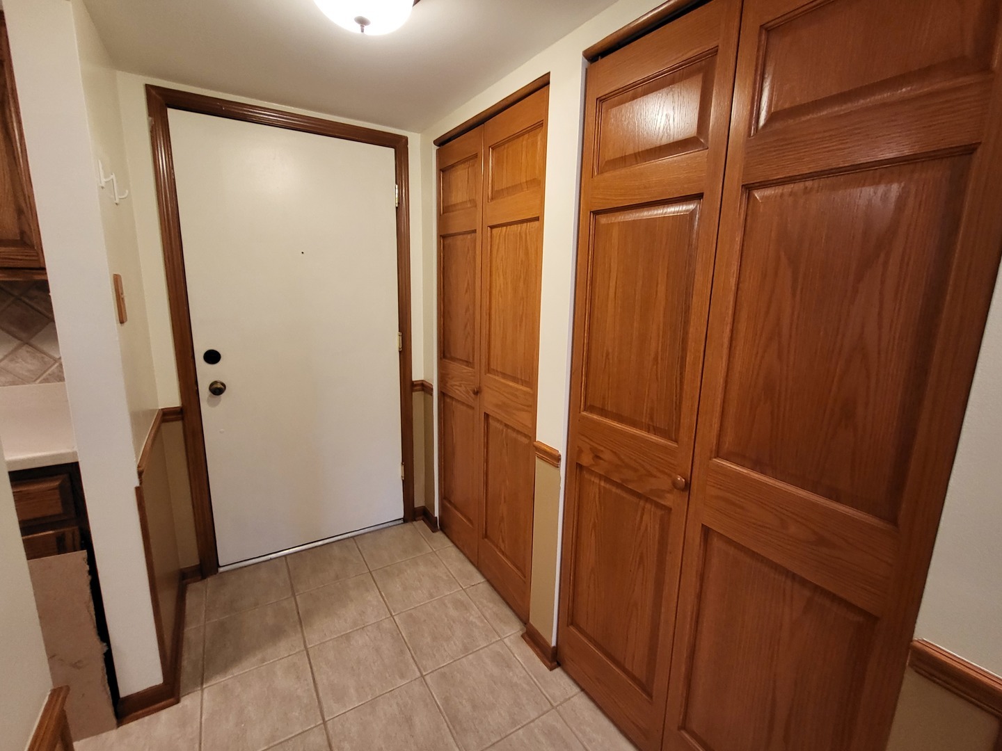 Property Photo:  505 Redondo Drive 108  IL 60515 