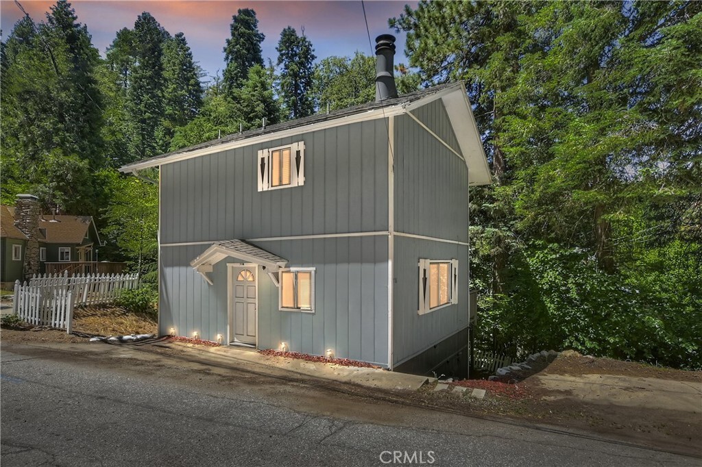 Property Photo:  776 Lords Lane  CA 92352 